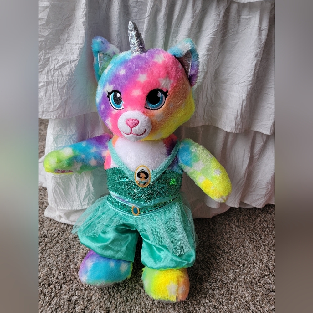 Buildabear Rainbow kitty-corn dressed as princess Jasmine